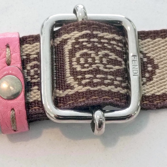 UNIQUE VERY RARE VINTAGE PINK FENDI SELLERIA SPALMATI MESSENGER/CROSS BODY BAG. - Picture 13 of 16